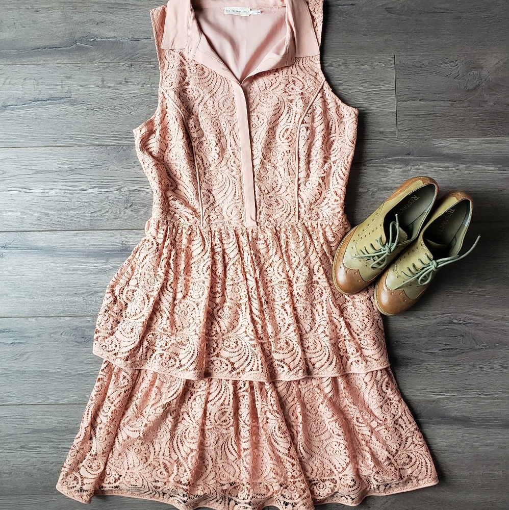 Collared Lace Ruffle Layer Dress
